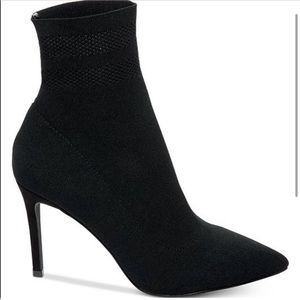 Steve Madden
Women's Brown Cookie Sock Bootie